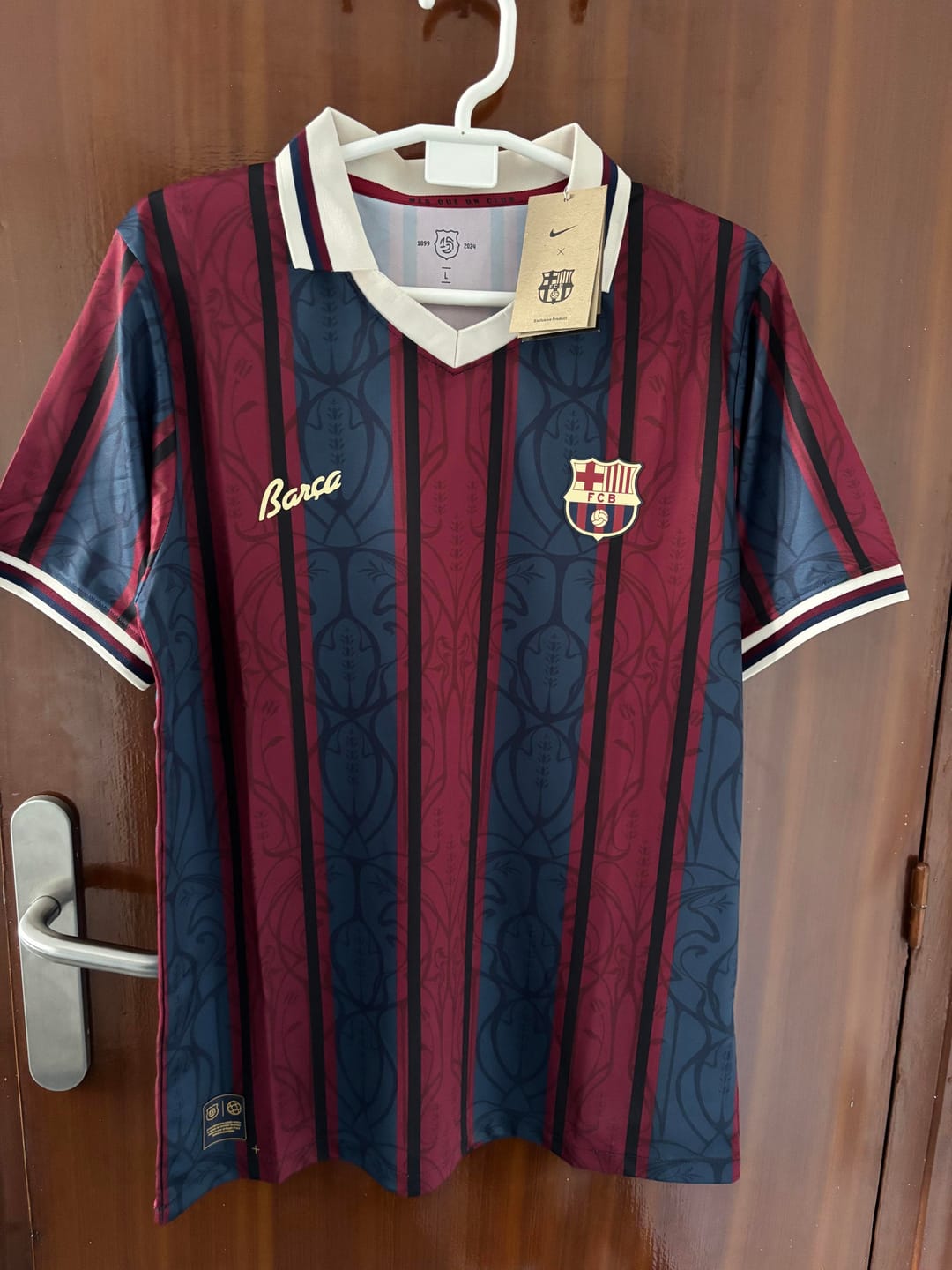 Customer photo review of BARCELONA RETRO HOME 1989/91