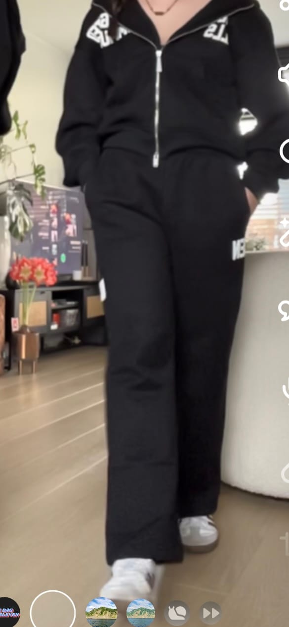Customer photo review of GATED COMMUNITY STRAIGHT LEG SWEATPANTS BLACK