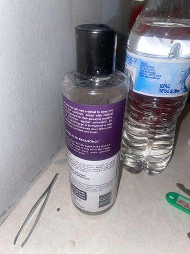 undefined review of Refresh Plant Based Intimate Body Wash for Women - pH Balancing image 1 out of 3