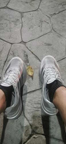 Customer photo review of adidas Men's Adizero EVO SL Running Shoes