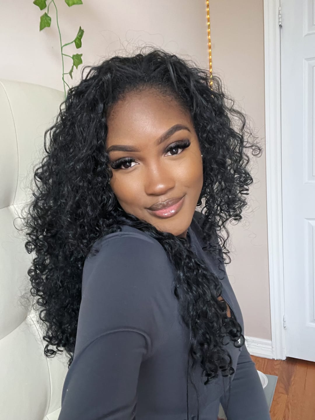 Customer photo review of Outre Quick Weave Half Wig PENNY 26 Inch