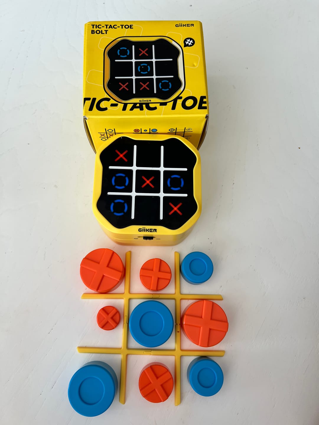 Customer photo review of GiiKER Tic-Tac-Toe Bolt