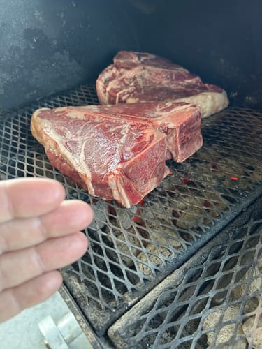 Customer photo review of USDA Choice Family Steak Pack