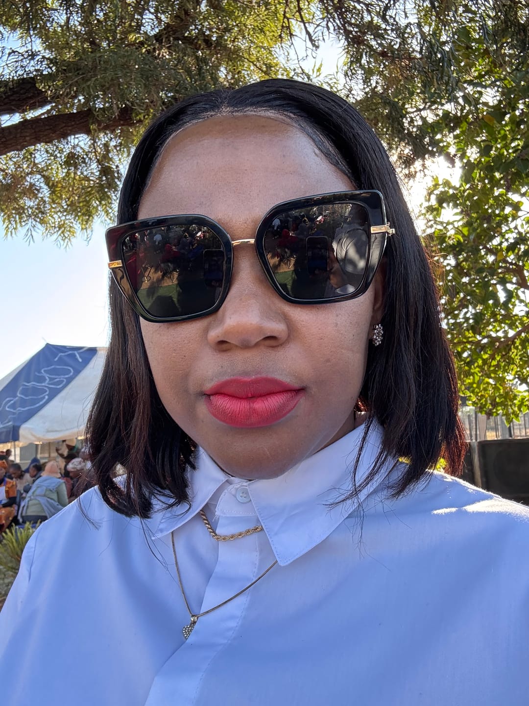 Customer photo review of KOURT - Brazilian 13x4 Lace Front Wig