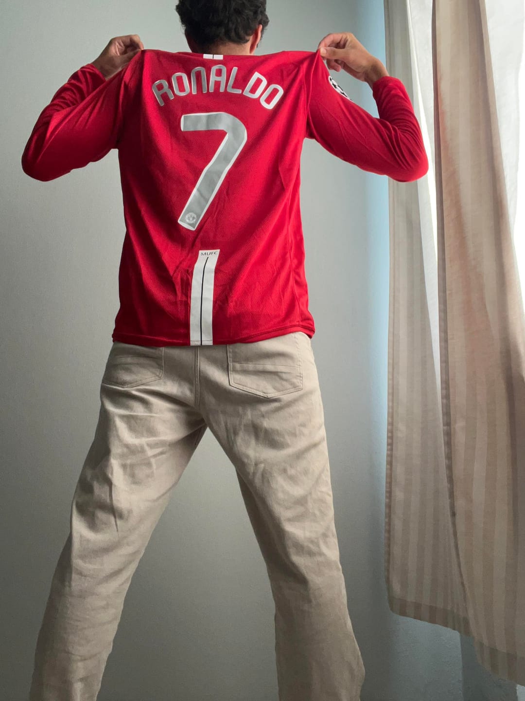 Customer photo review of MANCHESTER UNITED RETRO HOME 2007/08