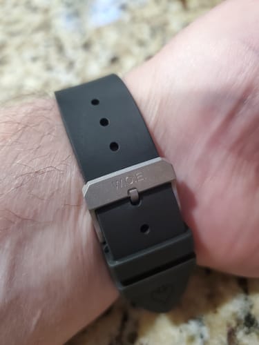 Customer photo review of W.O.E. FKM Rubber Watch Strap