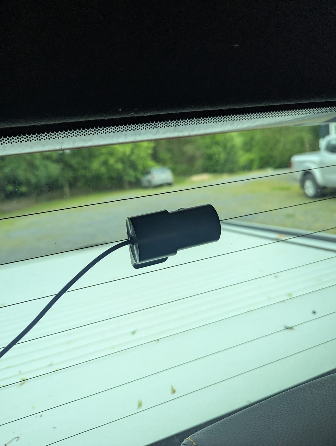 Customer photo review of 4K Dashcam mit 3,94" Bildschirm / Vorne & hinten / Autokamera mit 170° Weitwinkelansicht / Nachtsicht / Parküberwachung / G-Sensor