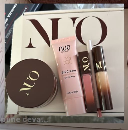 Customer photo review of Lip Gloss SPF30