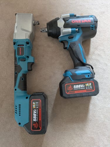 Customer photo review of ONEVAN 1/2" 1800N·m Impact Wrench & 1000N·m Ratchet Wrench Brushless Cordless 2‑Pc. Combo Kit 6.0Ah