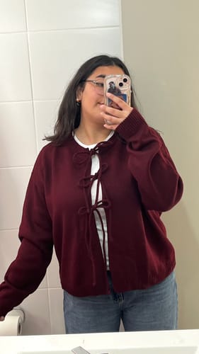 Customer photo review of SWEATER LASSO BURDEO
