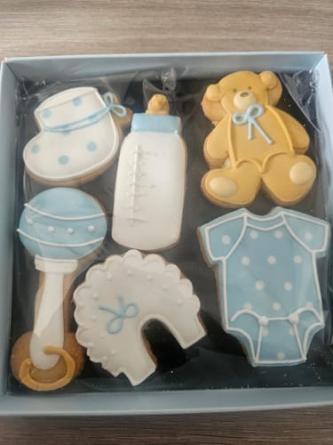 Customer photo review of New Baby Biscuit Box