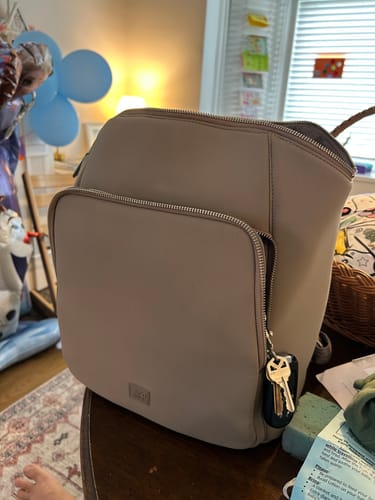 Customer photo review of Aspen Seoul Neoprene Backpack II