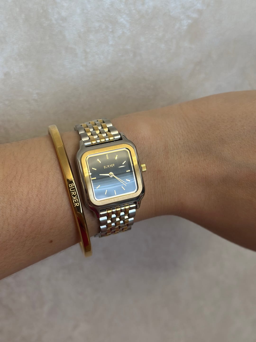 Customer photo review of Macy Black Gold Silver