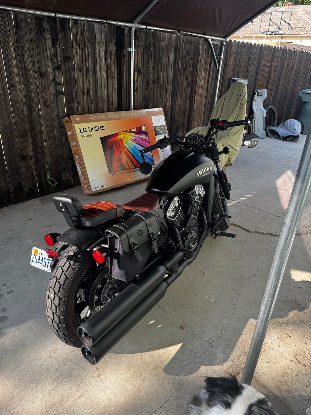 Customer photo review of 8L - Pony Indian Scout Bobber Leather Saddlebags