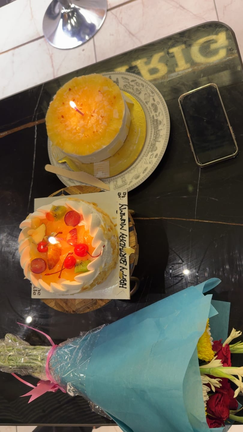 Customer photo review of Fresh Fruit Cake