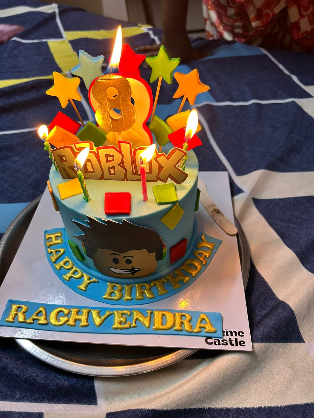 Customer photo review of Roblox Blocks Cake
