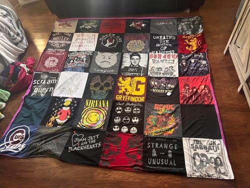 Customer photo review of Project Repat T-Shirt Quilt