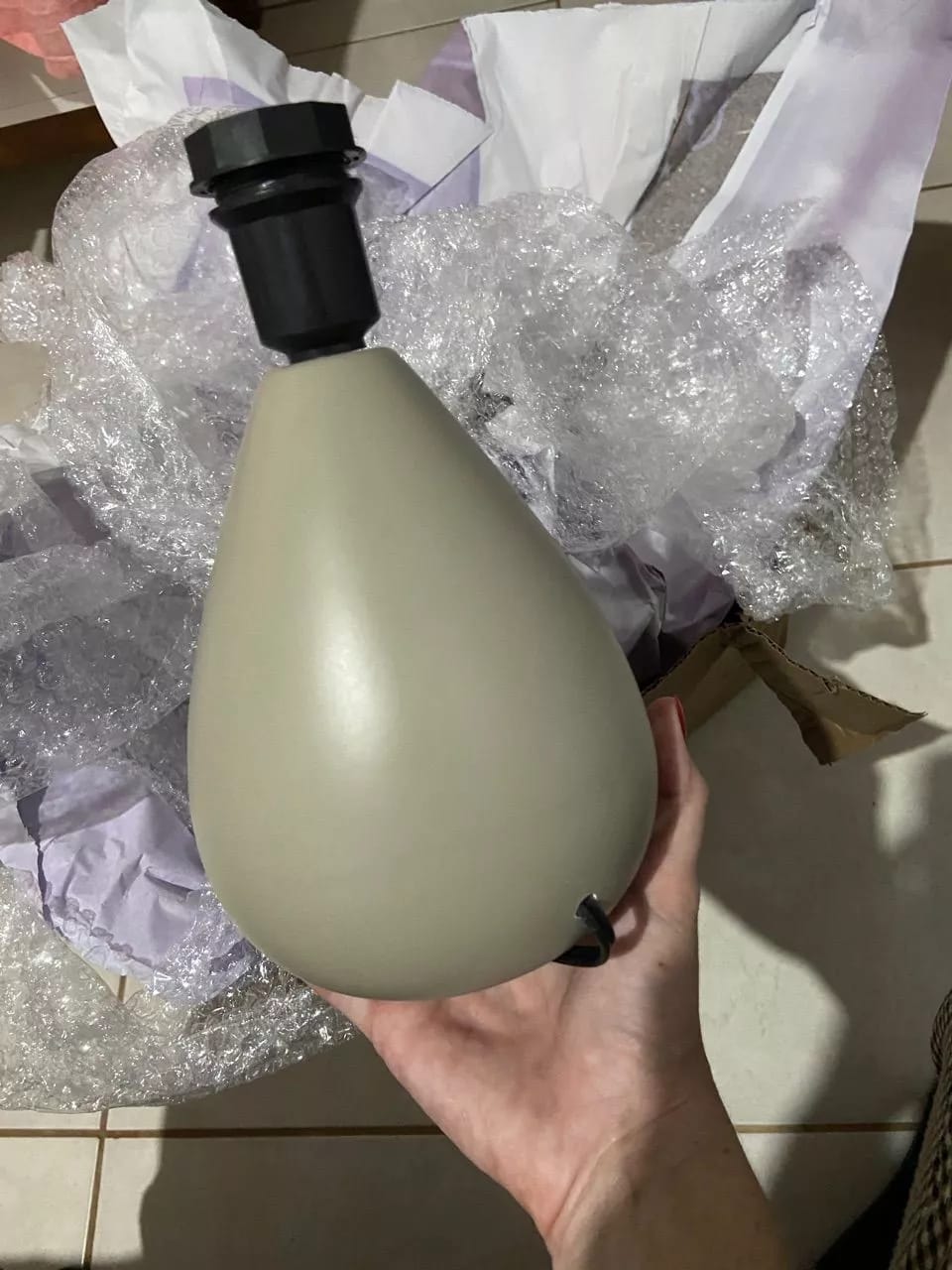 Customer photo review of Abajur de Mesa em Cerâmica com Cúpula de Linho
