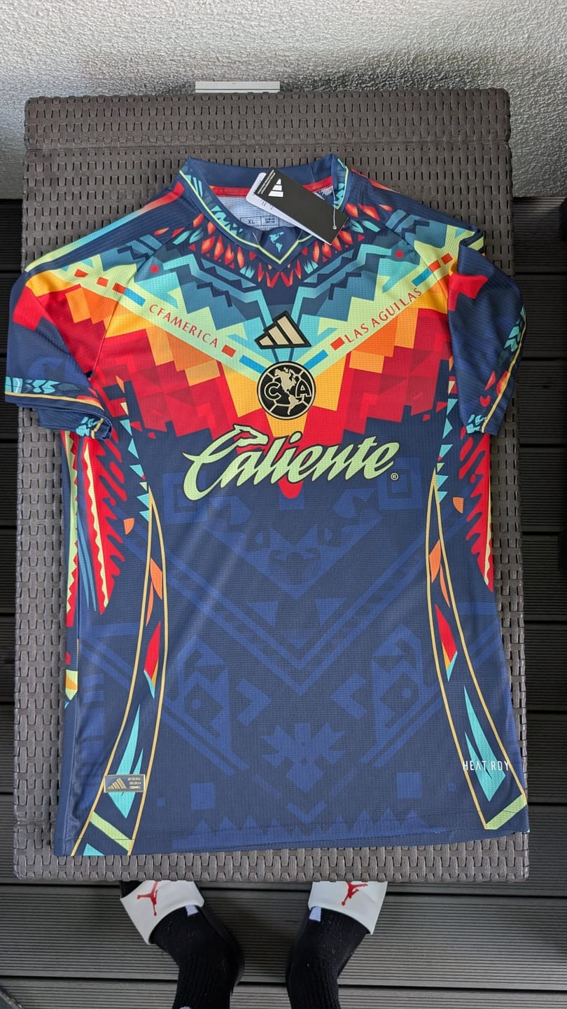 Customer photo review of MYSTERY JERSEY