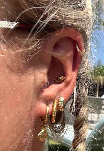 Customer photo review of Diamante Pave Huggies