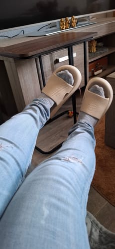Customer photo review of HappyFlops