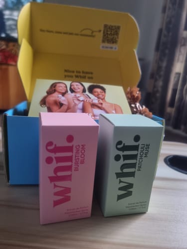 Customer photo review of Blushing Flora