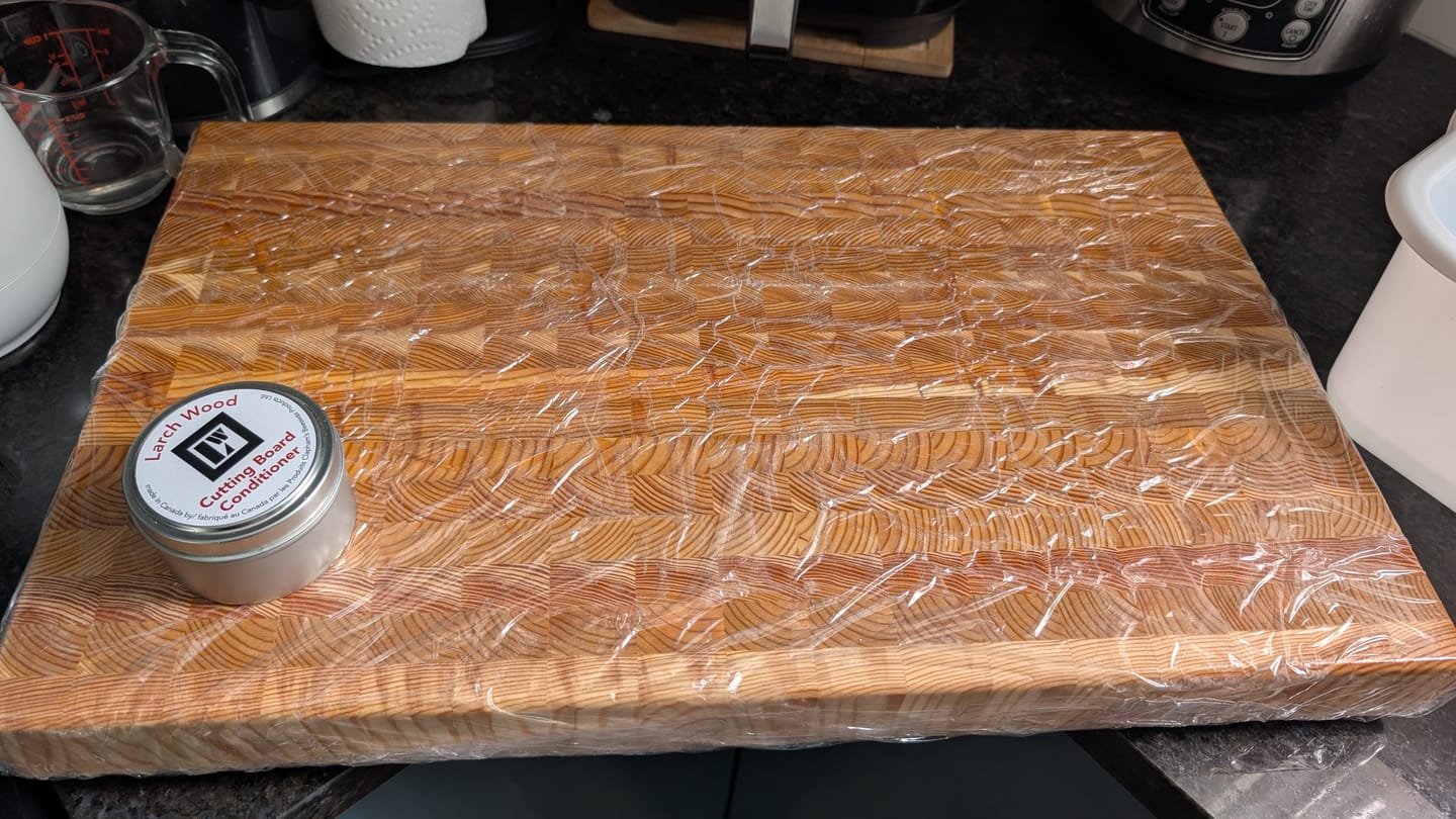 Customer photo review of Larchwood Cutting Board (Premium)