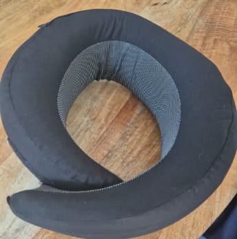 Customer photo review of SilentHug-Reisekissen