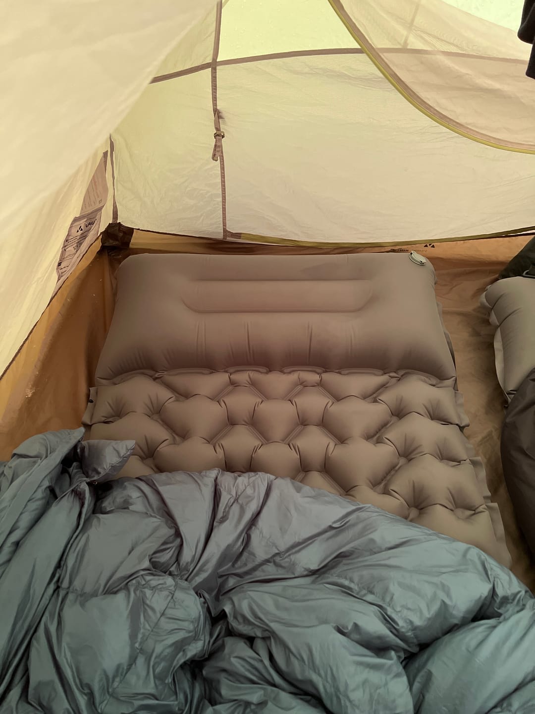 Customer photo review of Ultraleichte Isomatte – für Winterabenteuer mit Komfort für kalte Nächte