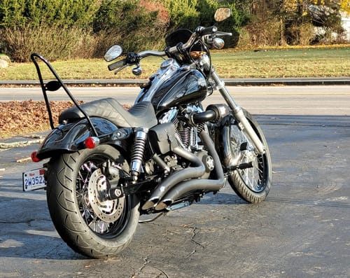 Customer photo review of H-D® Dyna Bolt On Battery Bag - DBB02