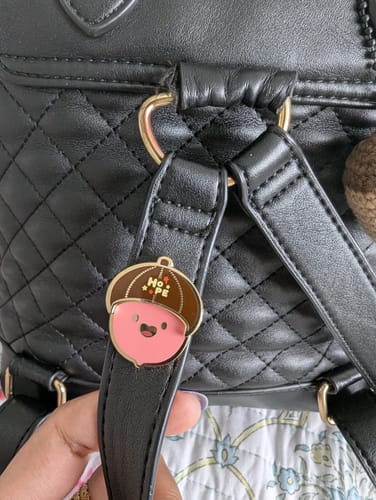 Customer photo review of [PREORDER] Hobi Acorn Customizable Pin