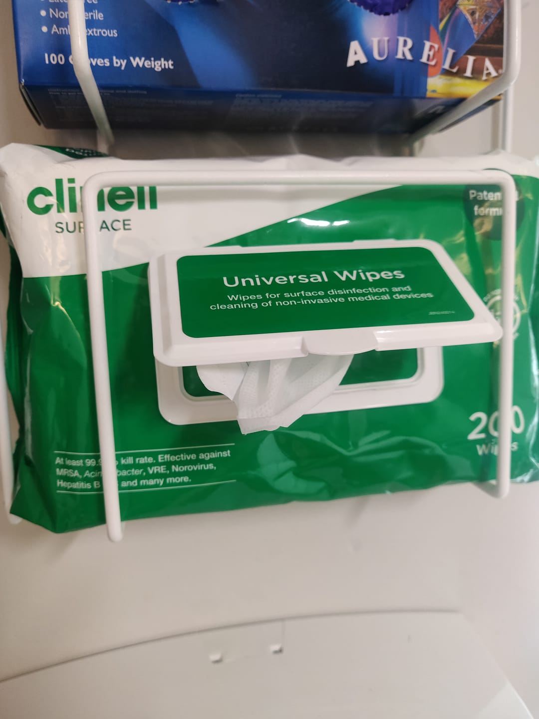 Customer photo review of Clinell Universal Wipes CW200