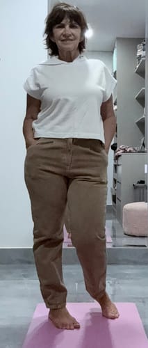 Helena L. review of Calça Jeans Slouchy Cacau Marrom Claro image 1 out of 1