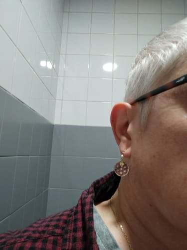 Customer photo review of Boucles d'Oreilles Asanoha Violet