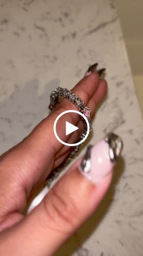 Customer video review of “Lucky me” tennis bracelet