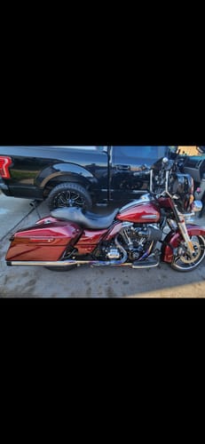 Customer photo review of HR3 Mysterious Red Sunglo/ Velocity Red Sunglo Mid-Frame Air Deflectors For Harley Touring and Trike Models 09-24