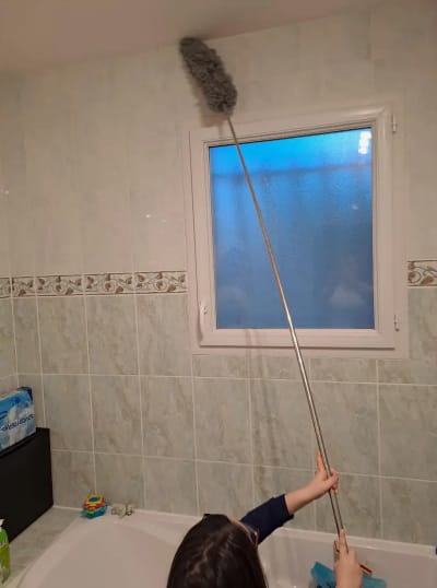Customer photo review of Magicwipe™ Extendable Duster with 3 Heads