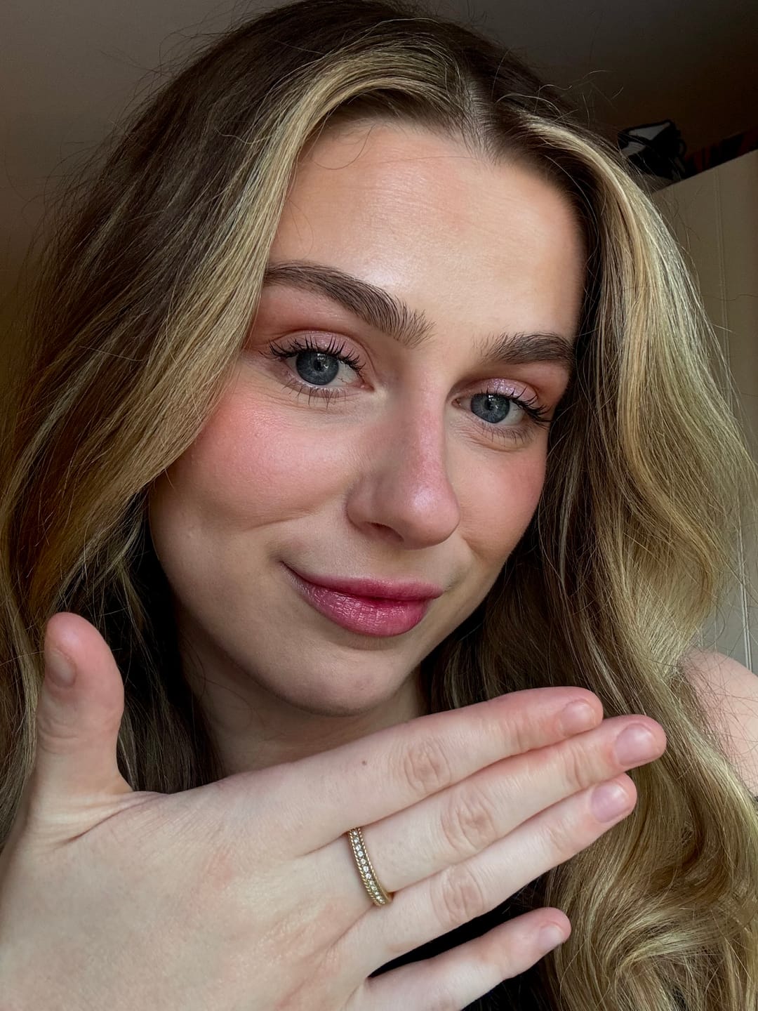 Customer photo review of Pavé Illusion Ring