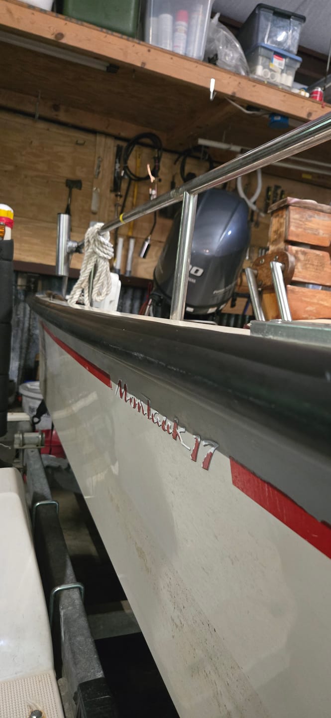 Customer photo review of Boston Whaler 3 Piece OEM Rub Rail **All Black** - Fits Classic 9' - 17'