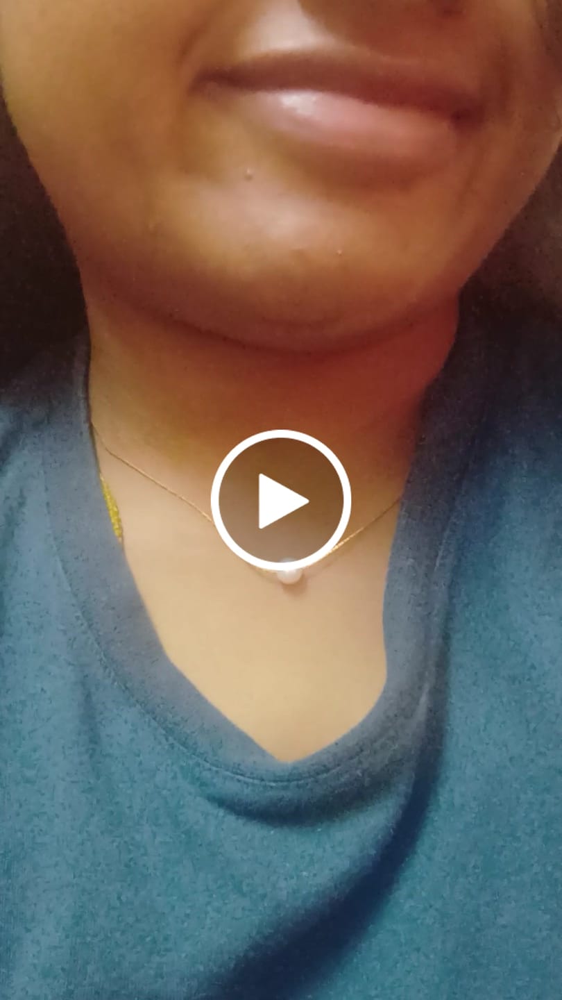 Customer video review of Delicate Pearl Necklace