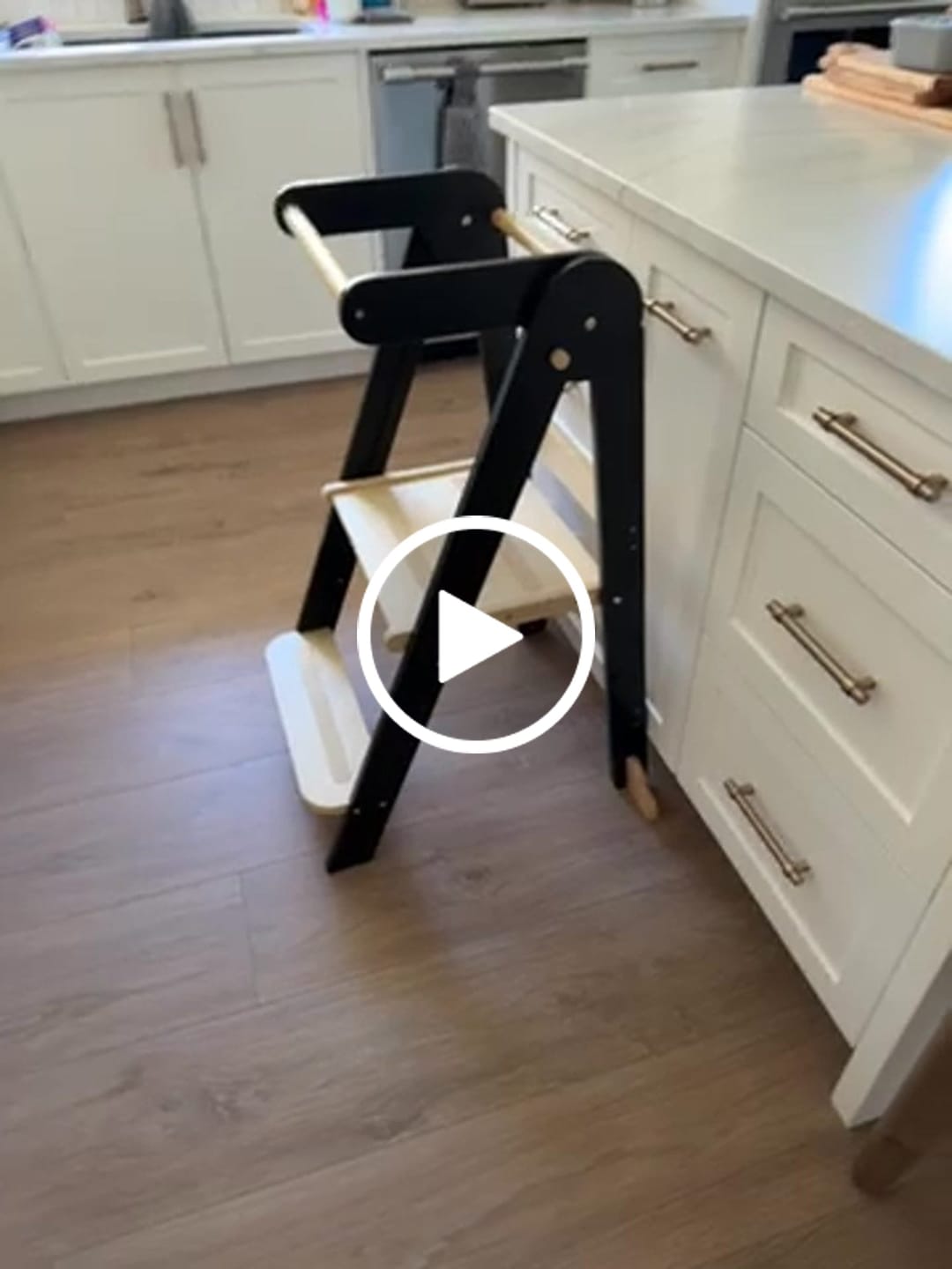 Customer video review of HARPPA Nordi | Foldable Toddler Tower