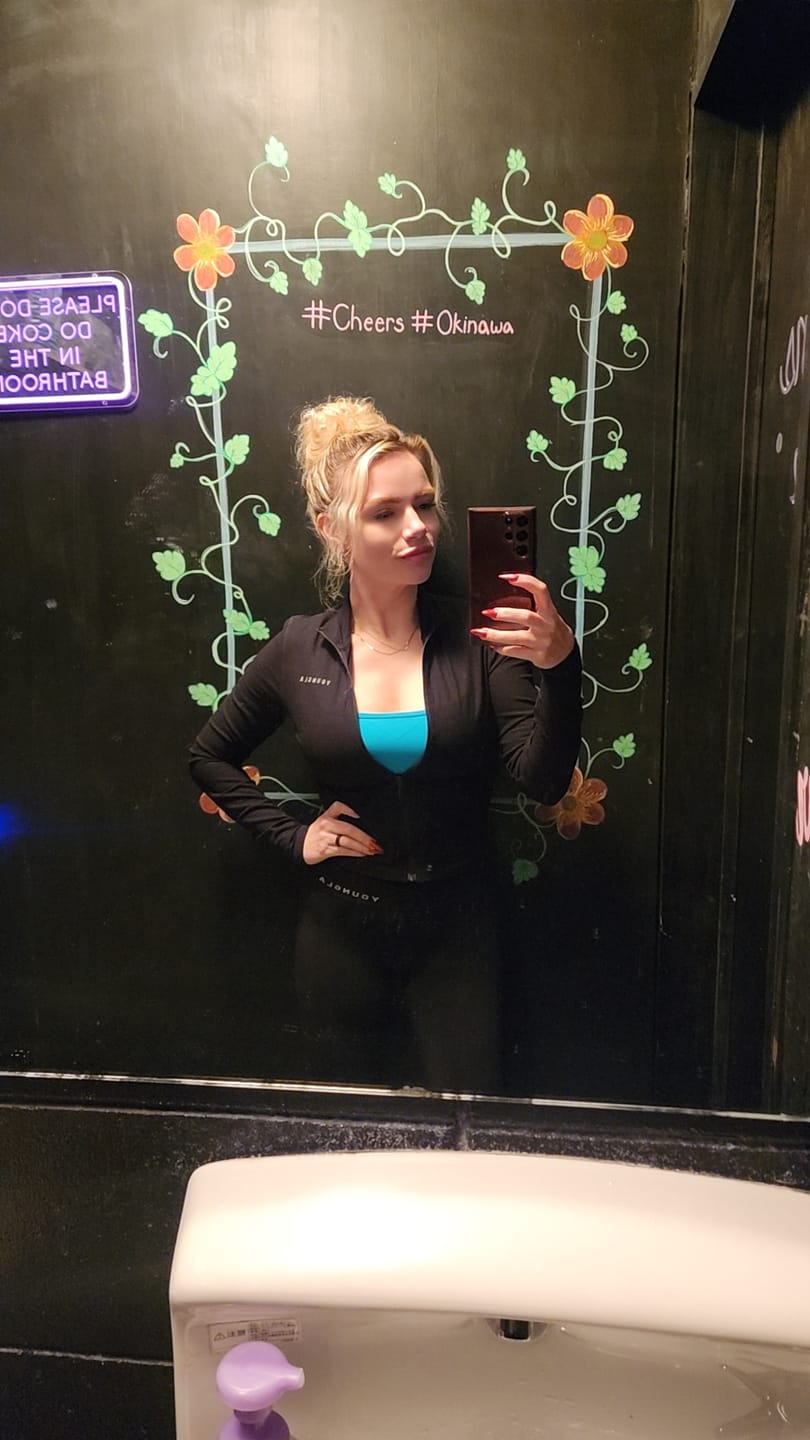 Customer photo review of W553 Luna Fitted Jacket