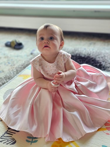 Customer photo review of First Communion Dress Baby Girl Formal Princess Dress Toddler Bow Beaded Puffy Flower Girl Dress Birthday Dress