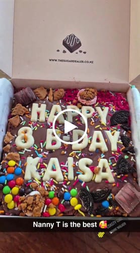 Customer video review of Custom message loaded brownie