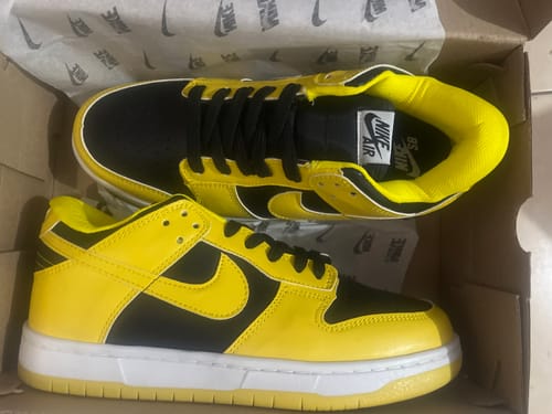 Customer photo review of Tenis Dunk Low Blanco Rojo