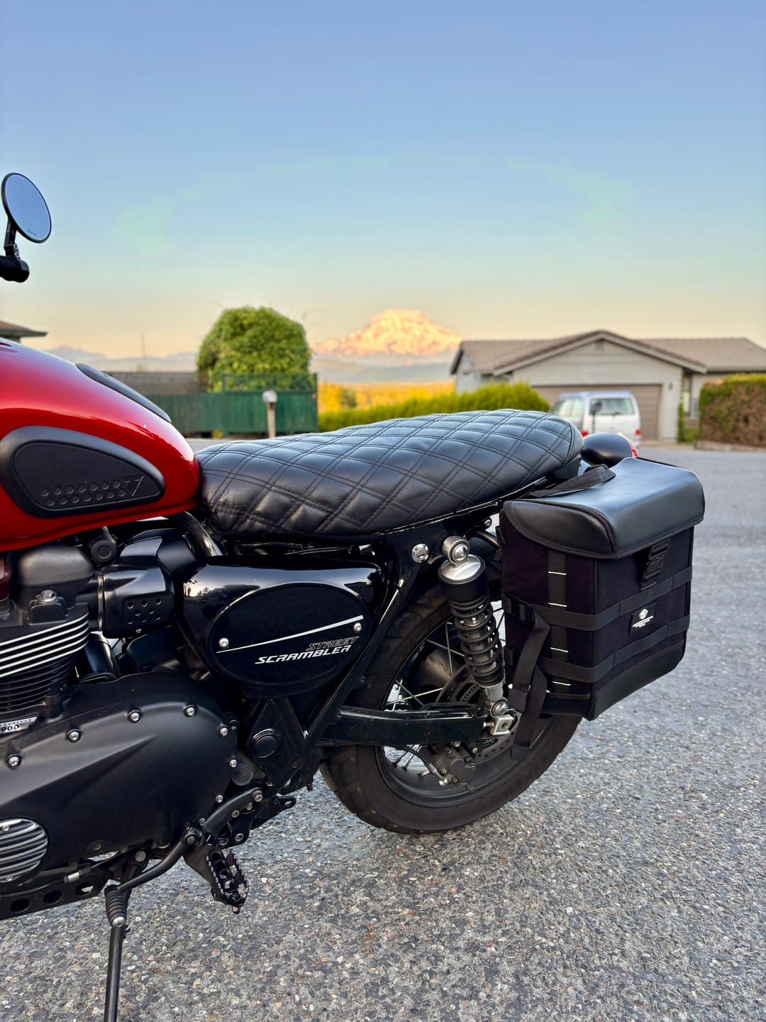 Customer photo review of 15L - Incognito Quick Mount Medium Triumph Street Scrambler (2016-21) Solo Saddlebag (Left Only)