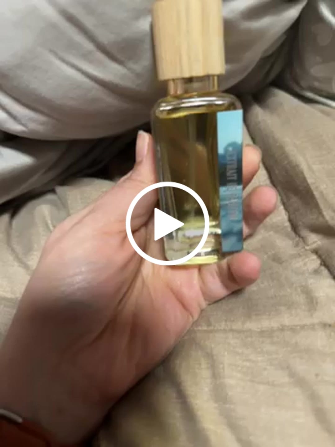 Customer video review of Creamy Bananas Of Maui 37