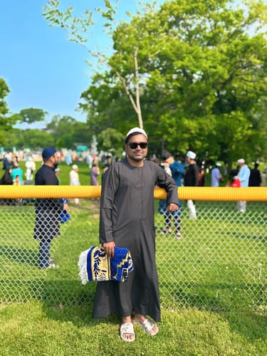 Customer photo review of Classic Black Thobe