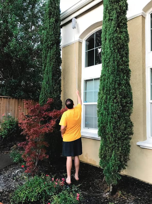 Customer photo review of Magicwipe™ Extendable Duster with 3 Heads