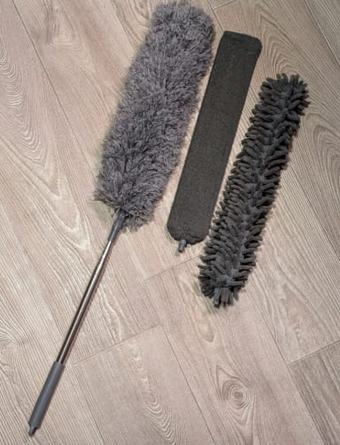 Customer photo review of Magicwipe™ Extendable Duster with 3 Heads